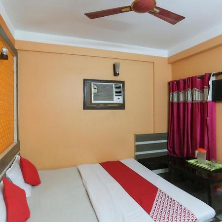 Oyo 60609 Hotel Tanushree Rampurhat ภายนอก รูปภาพ