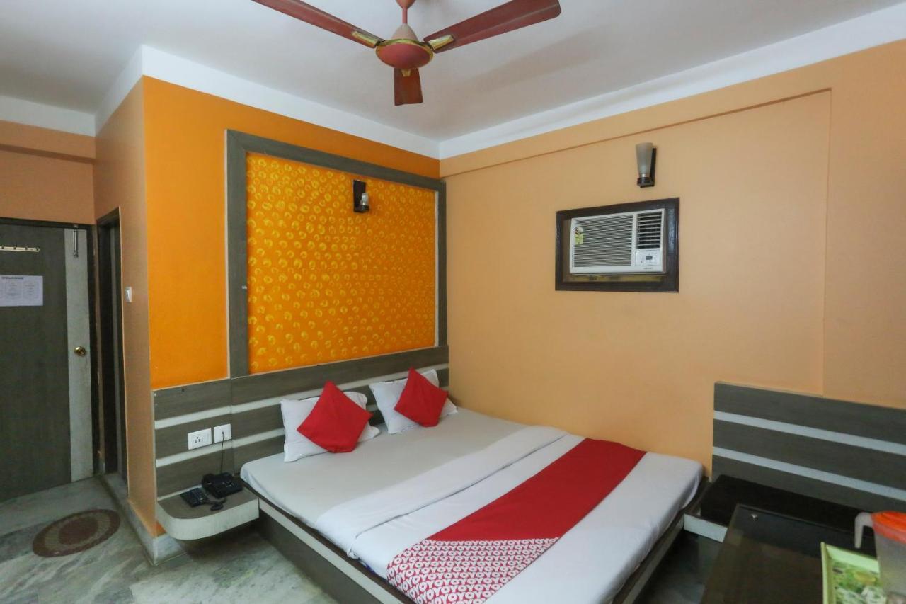 Oyo 60609 Hotel Tanushree Rampurhat ภายนอก รูปภาพ